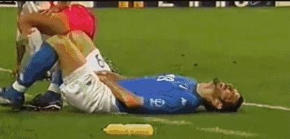 2002世界杯韩国之耻,韩国球迷挑衅国足被群殴后续