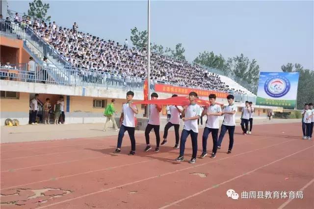 庆六一惊艳全场,足球六一节表演视频直播