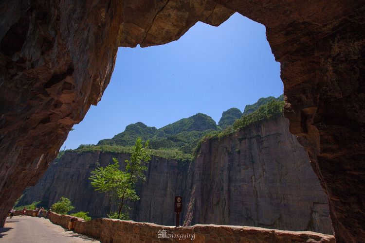 郭亮挂壁公路步行观景,郭亮挂壁公路世界奇迹