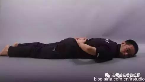 普拉提如何改善头前倾,普拉提骨盆前倾的正确训练方法