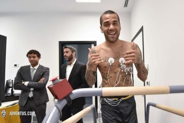 堕落和伟大的距离只有一根香蕉，阿尔维斯的热血奋斗史！