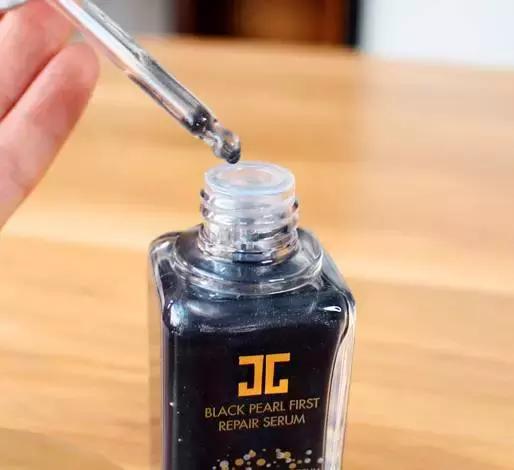 关雎尔月薪3000元，竟然也买得起贵妇水乳？