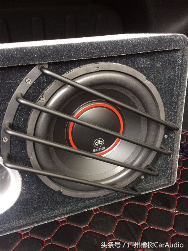 江门汽车音响改装低音炮,江门市汽车音响改装