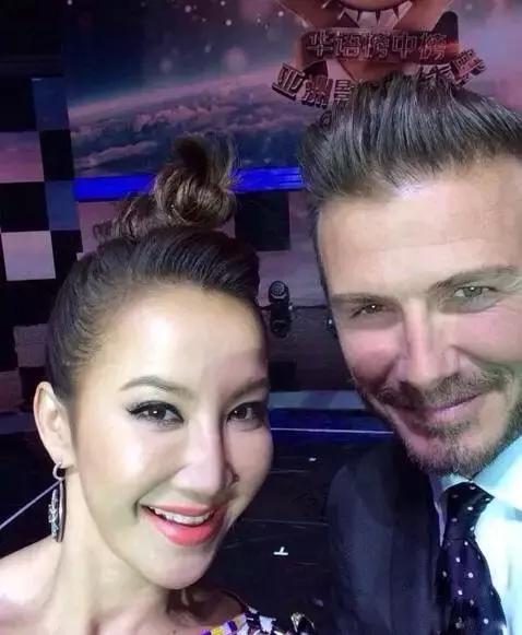 连贝克汉姆都为她牵马？最具国际范儿的超豪华朋友圈套餐曝光！