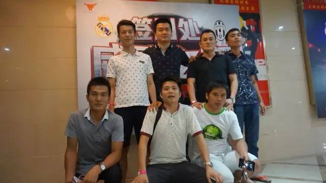 欧冠夺冠呐喊,欧冠赛场现场呐喊