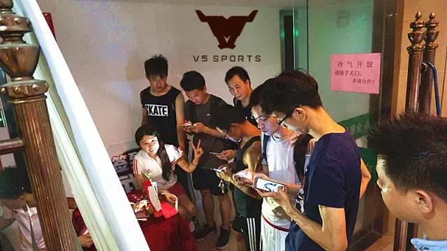 欧冠夺冠呐喊,欧冠赛场现场呐喊