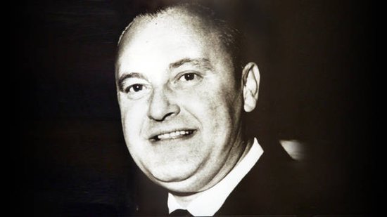 世纪德比巴萨vs皇马,世纪德比巴萨5比1