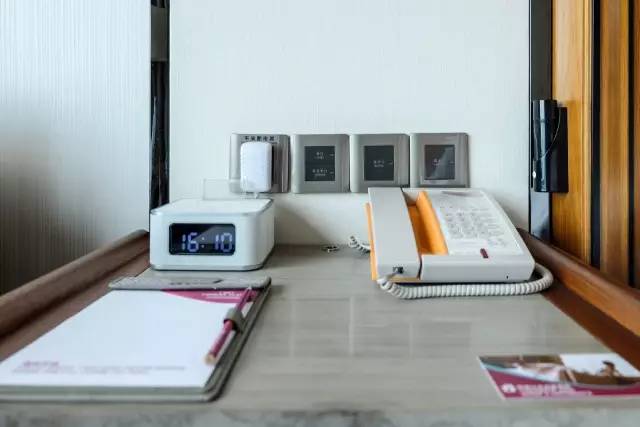 初夏阳光下太平湖沐心酒店风景,太平湖旅游攻略酒店