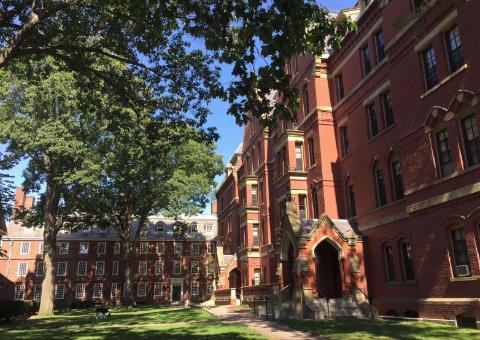 成绩一般如何考名校,成绩一般怎么上大学