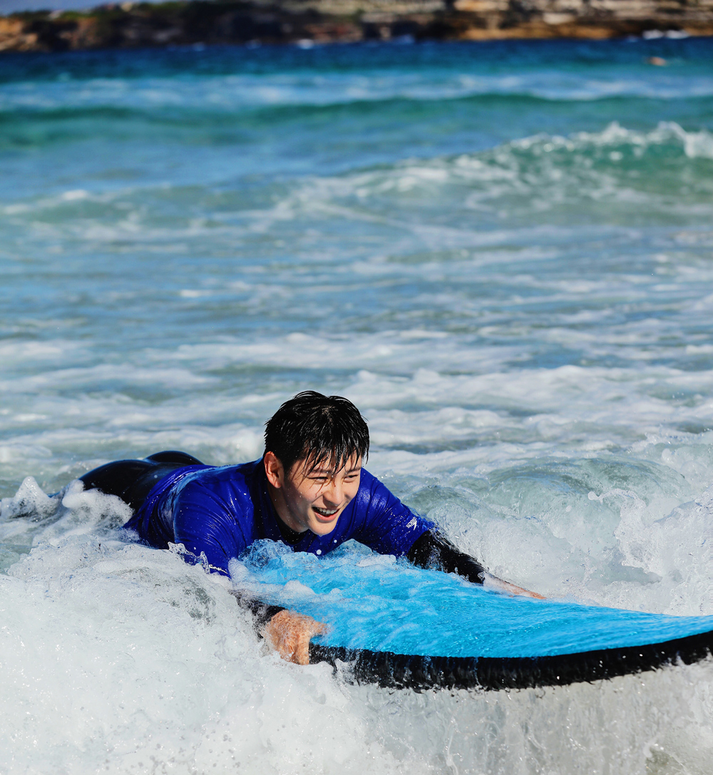 王嘉提出吃素就是环保青年榜样时刻关爱地球