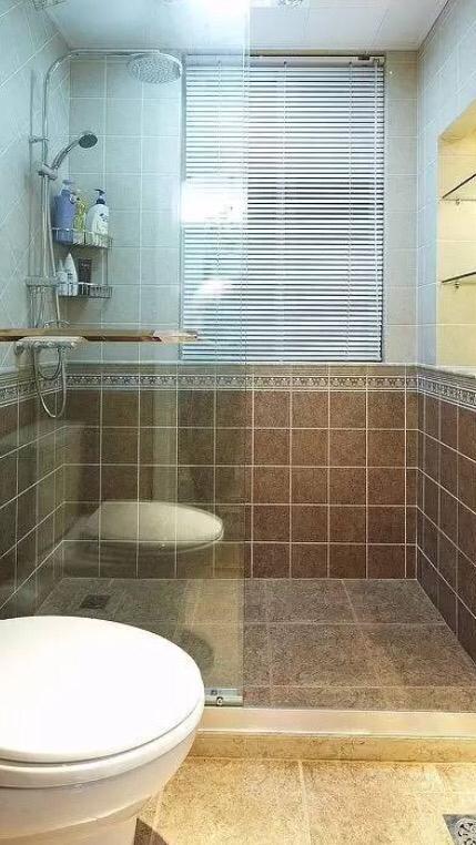 上周末和男朋友去旅游，发现酒店卫生间做成透明的，什么原因啊？