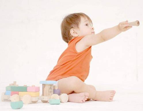 孩子爱粘人怎么解决,小孩粘人怎么克服