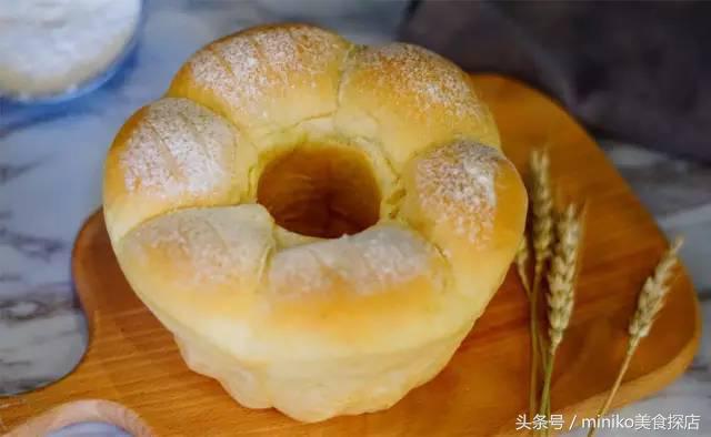 西南第一家吐司专门店，一出炉10分钟抢光！