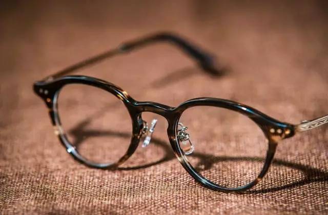 目前十大最好的眼镜品牌,日常好看的平价眼镜品牌
