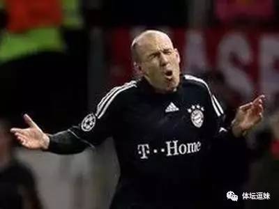 曼联拄拐天团夺冠视频,撒花庆祝完整版幼儿