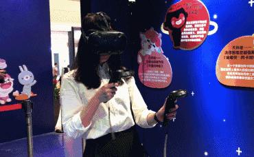 能把一条柴犬请来当服务员，也只有杭州这家新晋网红商场了吧……这波刷卡5折攻略，你一定收好！