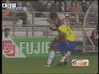 卡洛斯97年惊世弧线触球,卡洛斯97年惊世弧线30秒