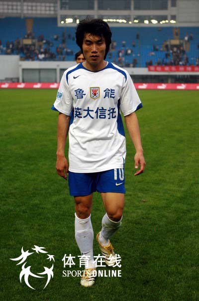 重温峥嵘岁月感悟百年沧桑,山东鲁能泰山2006夺冠现场