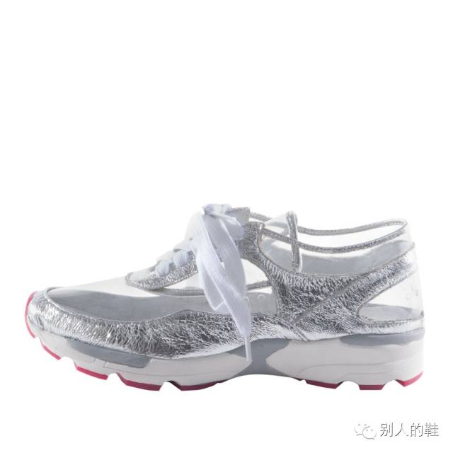 不喜欢网面的运动鞋,不喜欢厚底鞋怎么办