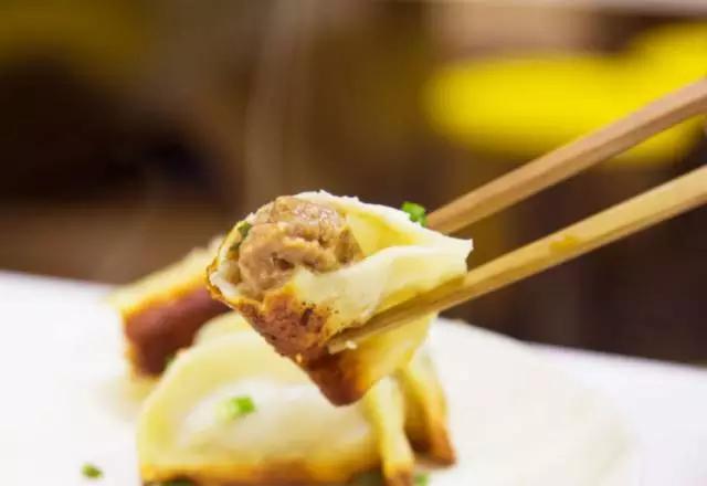 暴走上海18家锅贴店，给你最强测评分析！扛把子居然在...