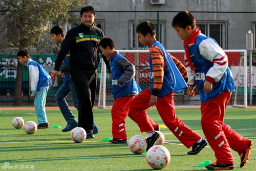 彩票公益金助力足球运动员,体育彩票公益金助力校园足球