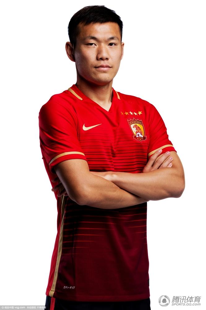 广州恒大新赛季官方写真照图片,恒大赛季最霸气的海报