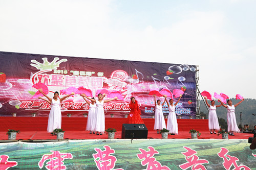 放歌巴中决赛冠军,巴中唱歌比赛现场