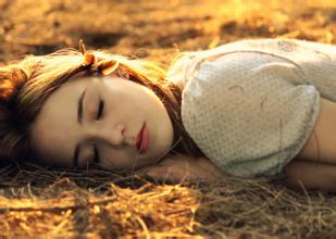 脂肪粒用什么方法能让它消除,眼部脂肪粒消除最快方法