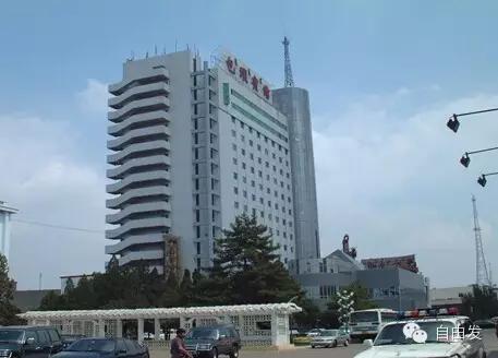 高楼万丈平地起谁是包头第一高？盘点包头近几十年的高楼变化