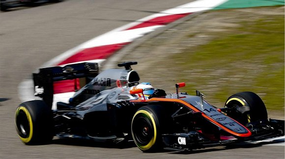 F1·一台能参赛的F1赛车需要花费多少钱？