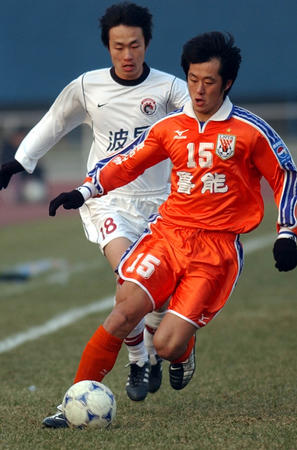 重温峥嵘岁月感悟百年沧桑,山东鲁能泰山2006夺冠现场