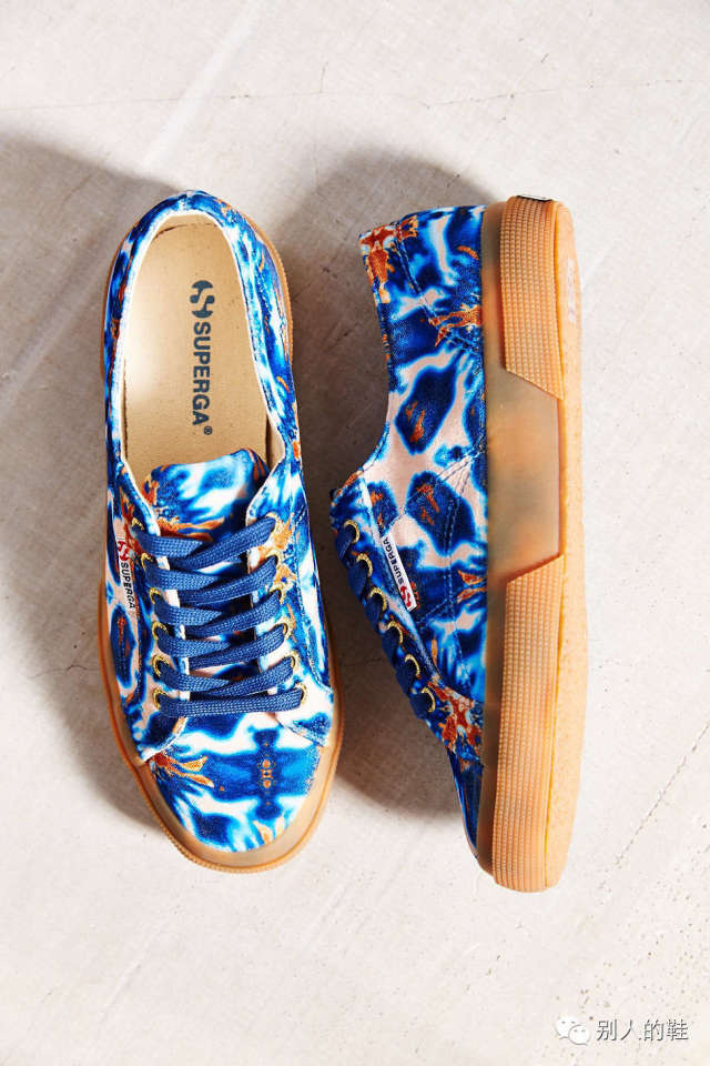 不喜欢网面的运动鞋,不喜欢厚底鞋怎么办