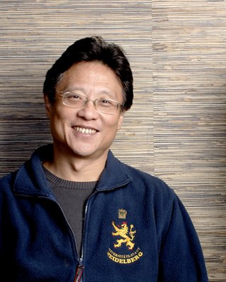 你看不出门道来自然会以为它只是一部破武侠：我读《城邦*力暴**团》