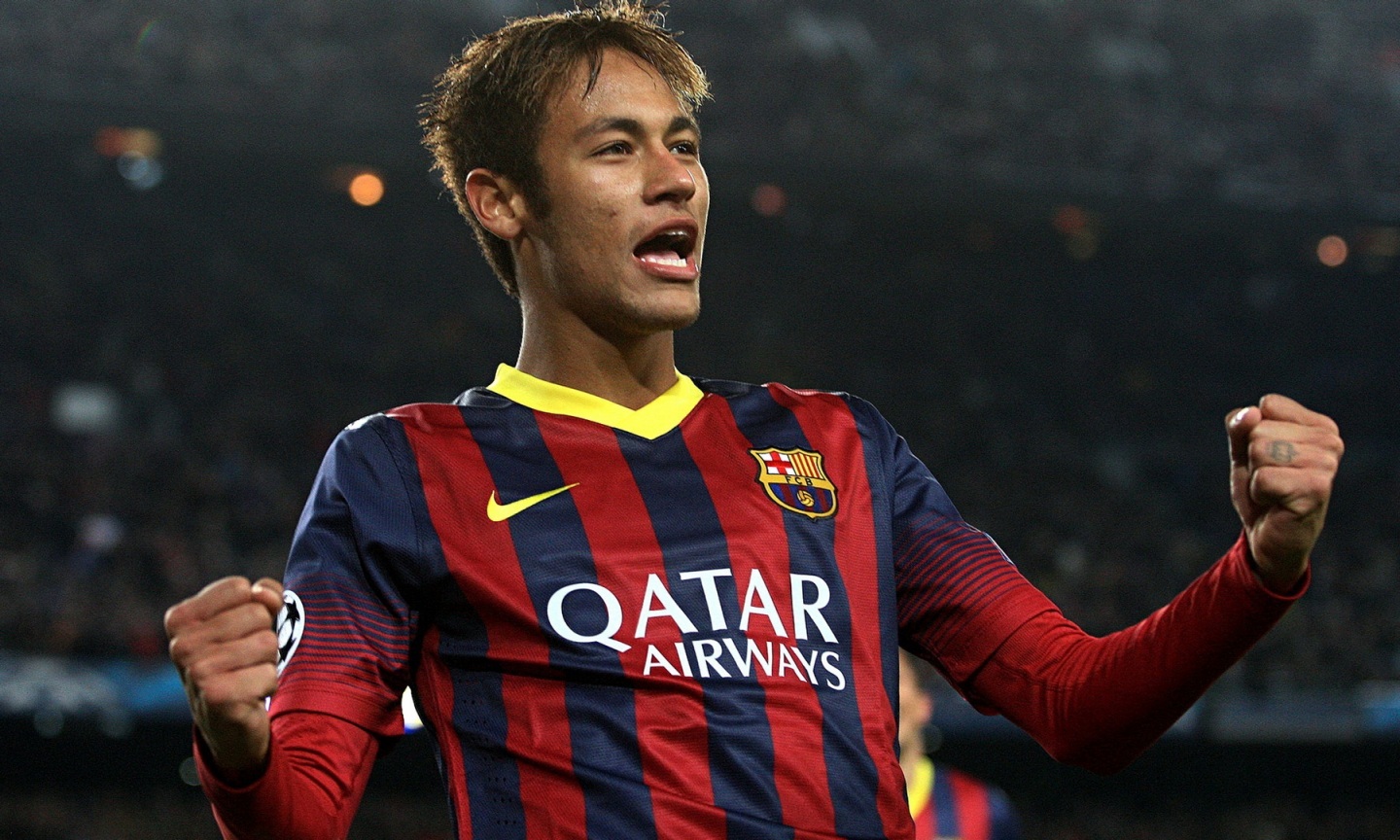 百变发型：洗剪吹男神内马尔的时尚之路