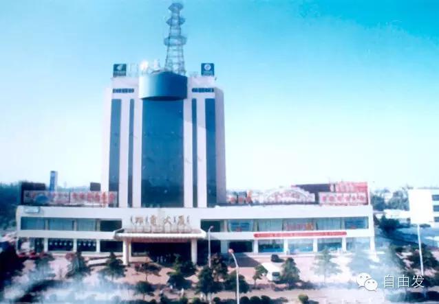 高楼万丈平地起谁是包头第一高？盘点包头近几十年的高楼变化