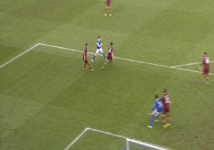 卡洛斯十大残暴射门,卡洛斯的十大暴力射门