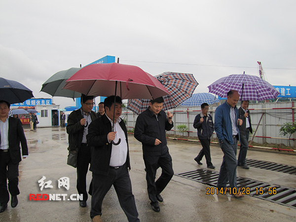 30年铁路线上奋力奔跑左亭绘制湖南铁路蓝图