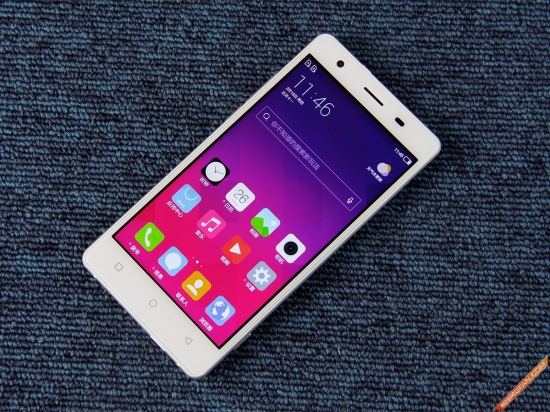 百元也能玩金属机小哇手机青春版评测