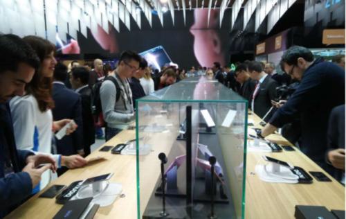 引领新一年行业风潮MWC2016努比亚展台不简单