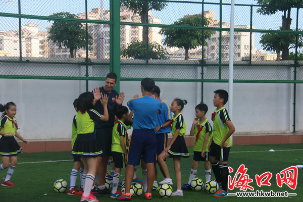 巴塞罗那足球夏令营,足球夏令营巴萨