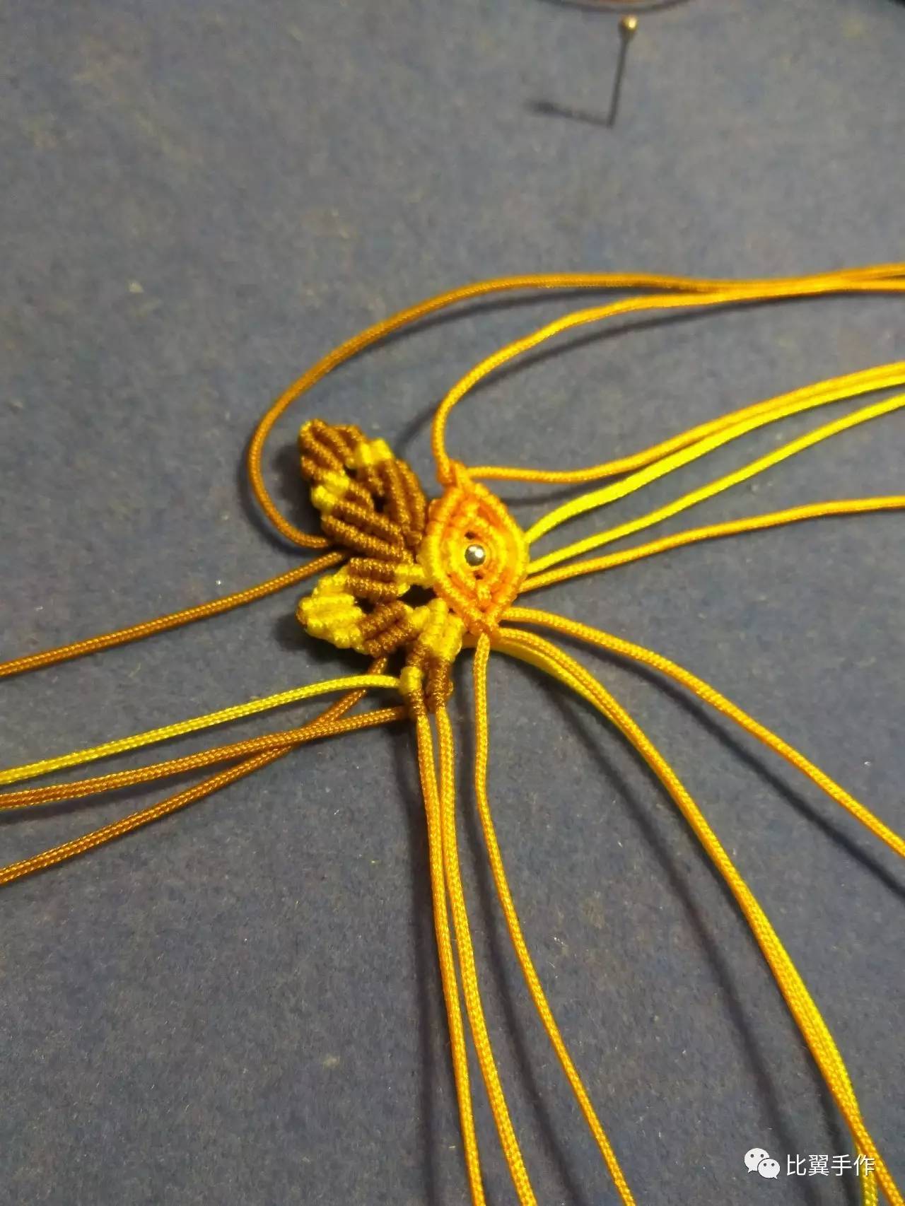 蝴蝶的各种编法教程,比翼双飞编织教程简单又漂亮