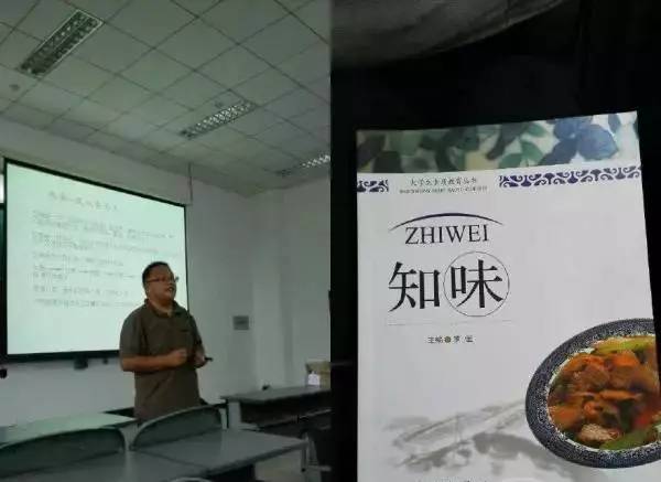 说来惭愧，我的大学不过就是成都所有高校中最好吃的！