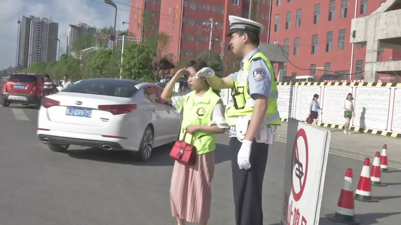 直击高考首日安保,我们为高考保驾护航