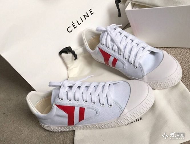 为什么今年这么流行小白鞋,为什么又流行小白鞋了