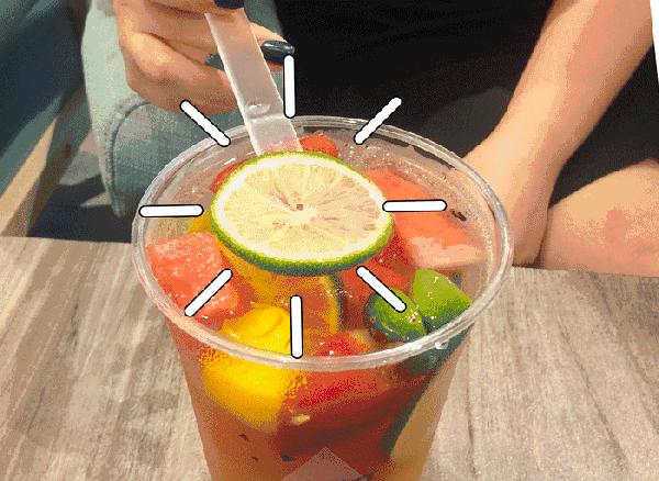 水果茶火了，才不是切片柠檬放颗草莓这么简单，收好这份实用手册