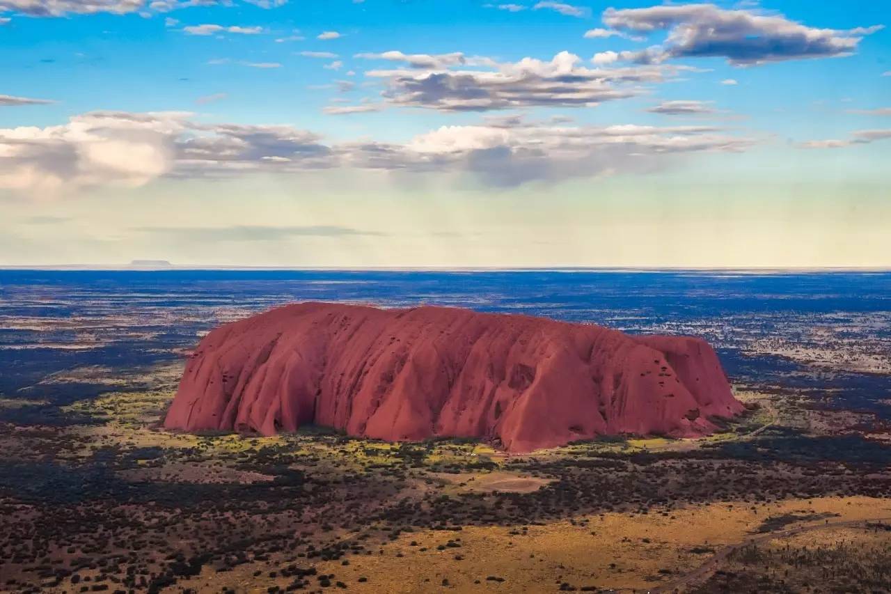 北石：这个由一群流放者建立的国家如今居然这么发达和美丽