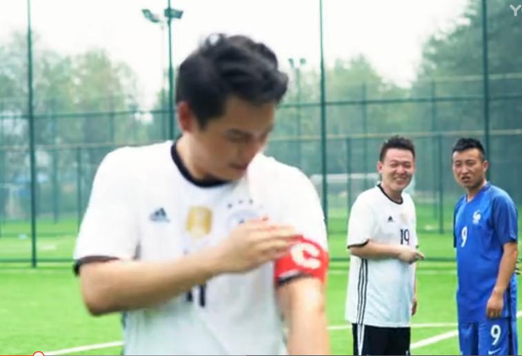 踢野球新手的基本规则,踢野球技巧视频教学