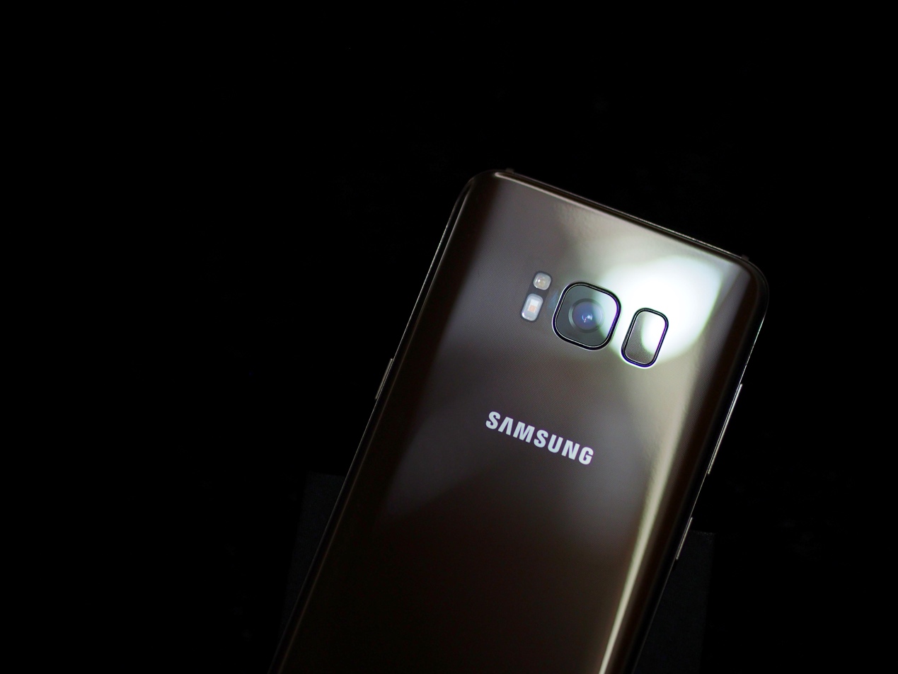 三星盖乐世S8怎么全屏,三星盖乐世s8现在值多少钱