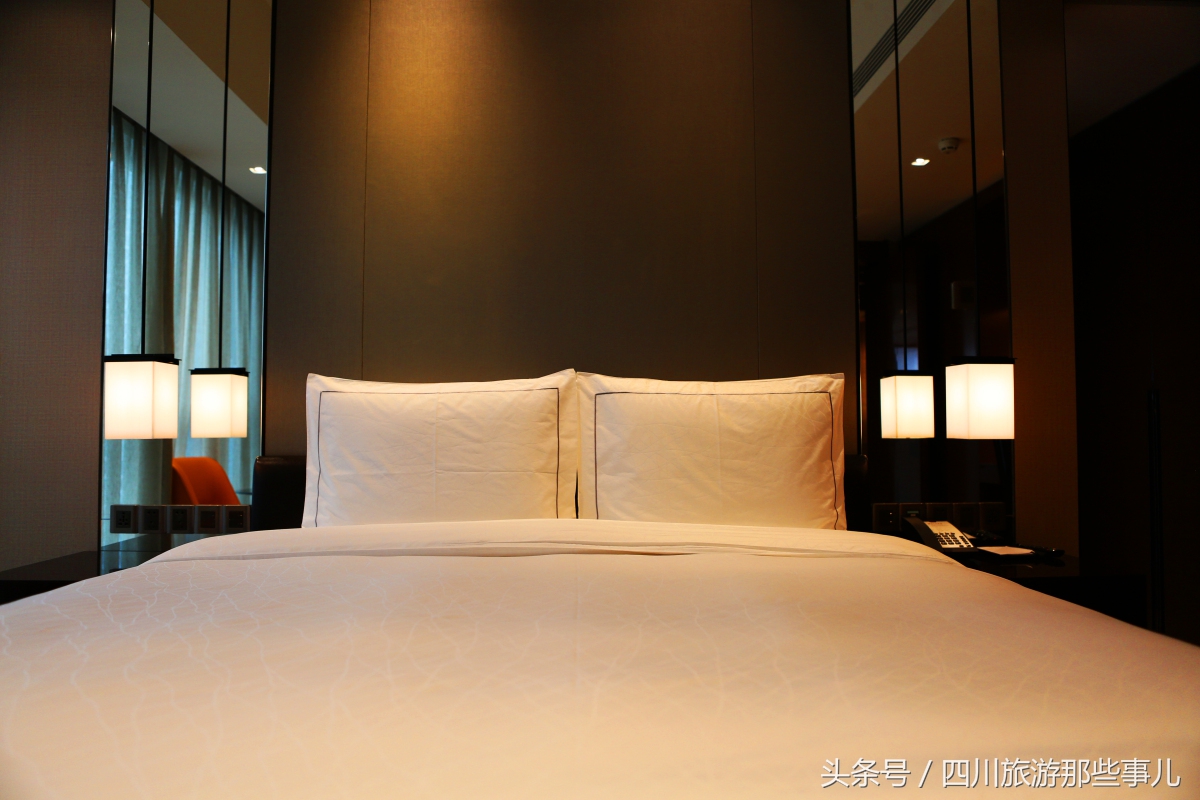 和领事、CEO做邻居，揭秘这家成都最贵的服务式公寓