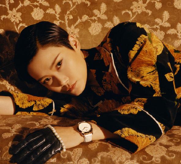 前卫华丽背后是谦虚勤恳这样的春春值得拥有更多